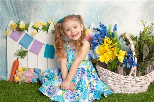 Get Information and buy tickets to Live Bunny Photos for kids! Spring Mini Session on Shooting Stars