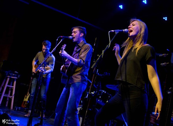 Nora Jane Struthers and The Party Line