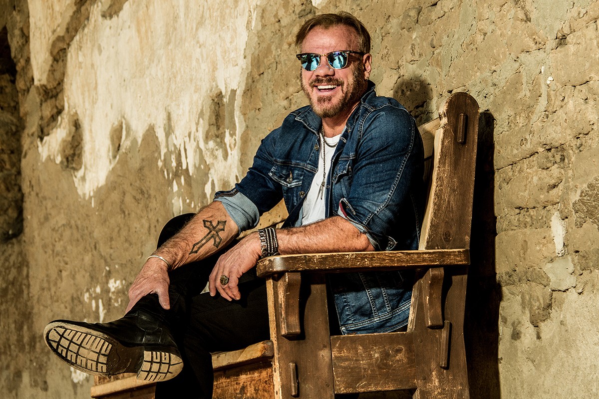 Phil Vassar image