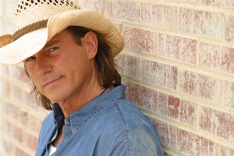 Billy Dean ( Up Close and Personal)