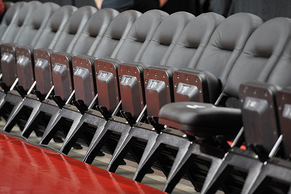DUNK LEAGUE - COURTSIDE SEAT image