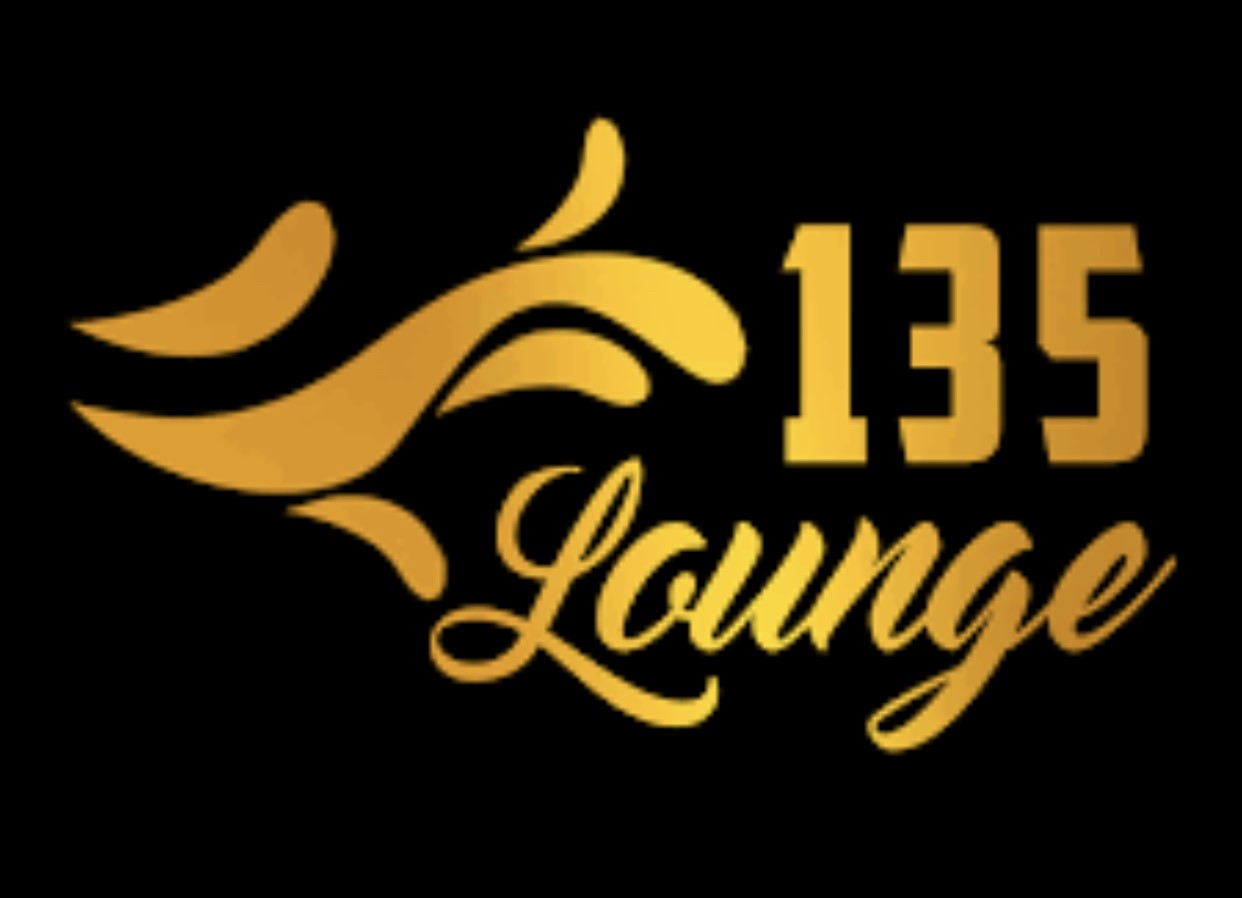 135 Lounge
