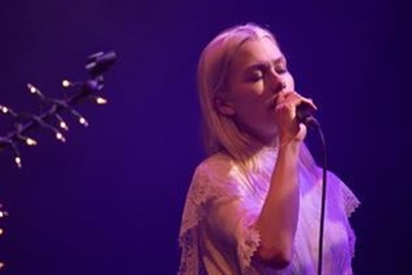 Phoebe Bridgers Tickets