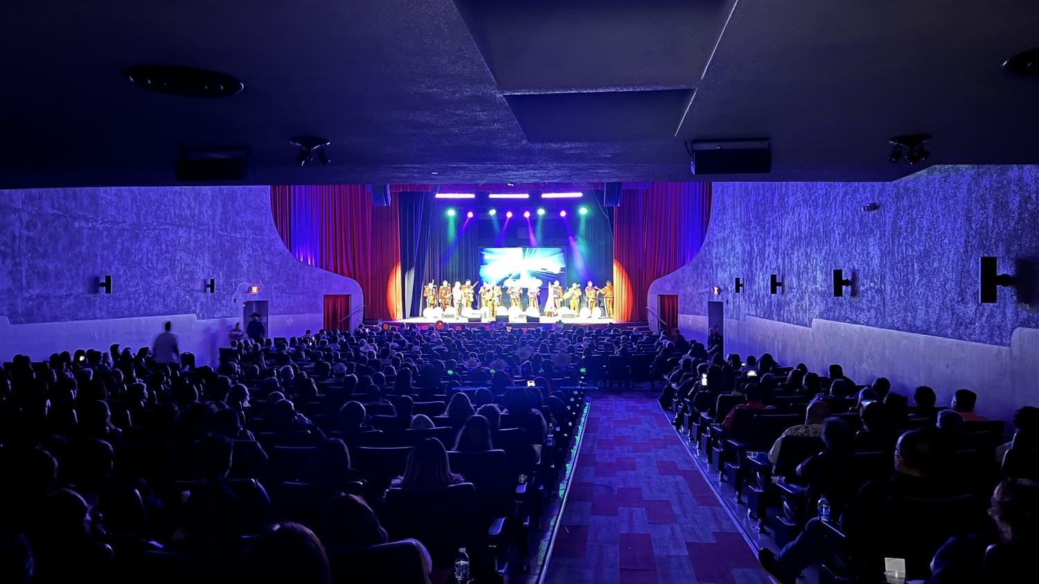 Los dos (Archived) image