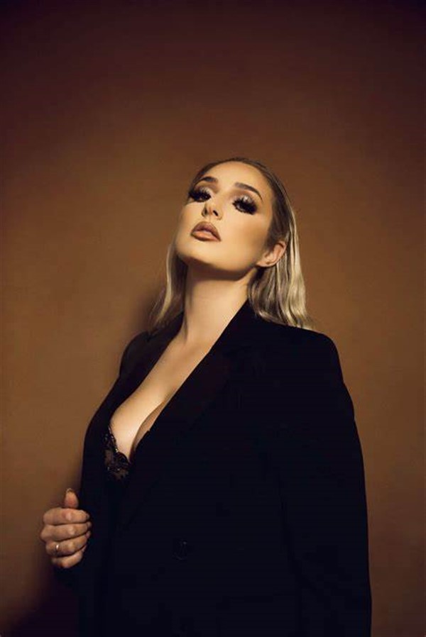 Annual Tribute Fundraiser : Night with Adele image