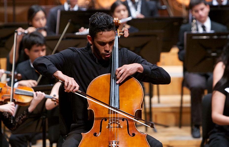 Emerging Artist Luis B Castro (Cello) image