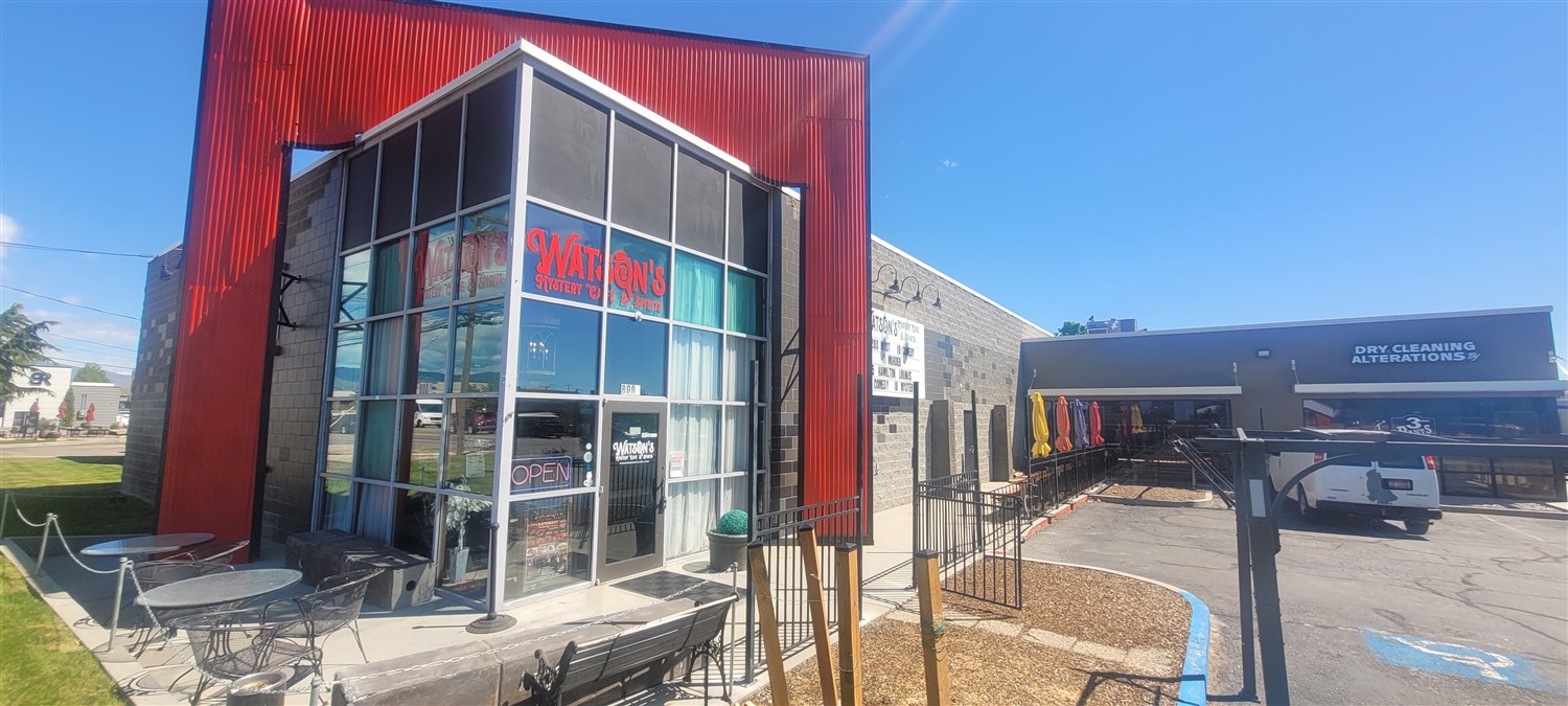 Watson's Mystery Cafe & Spirits