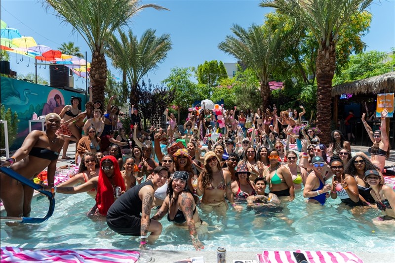 Sapphic Splash
