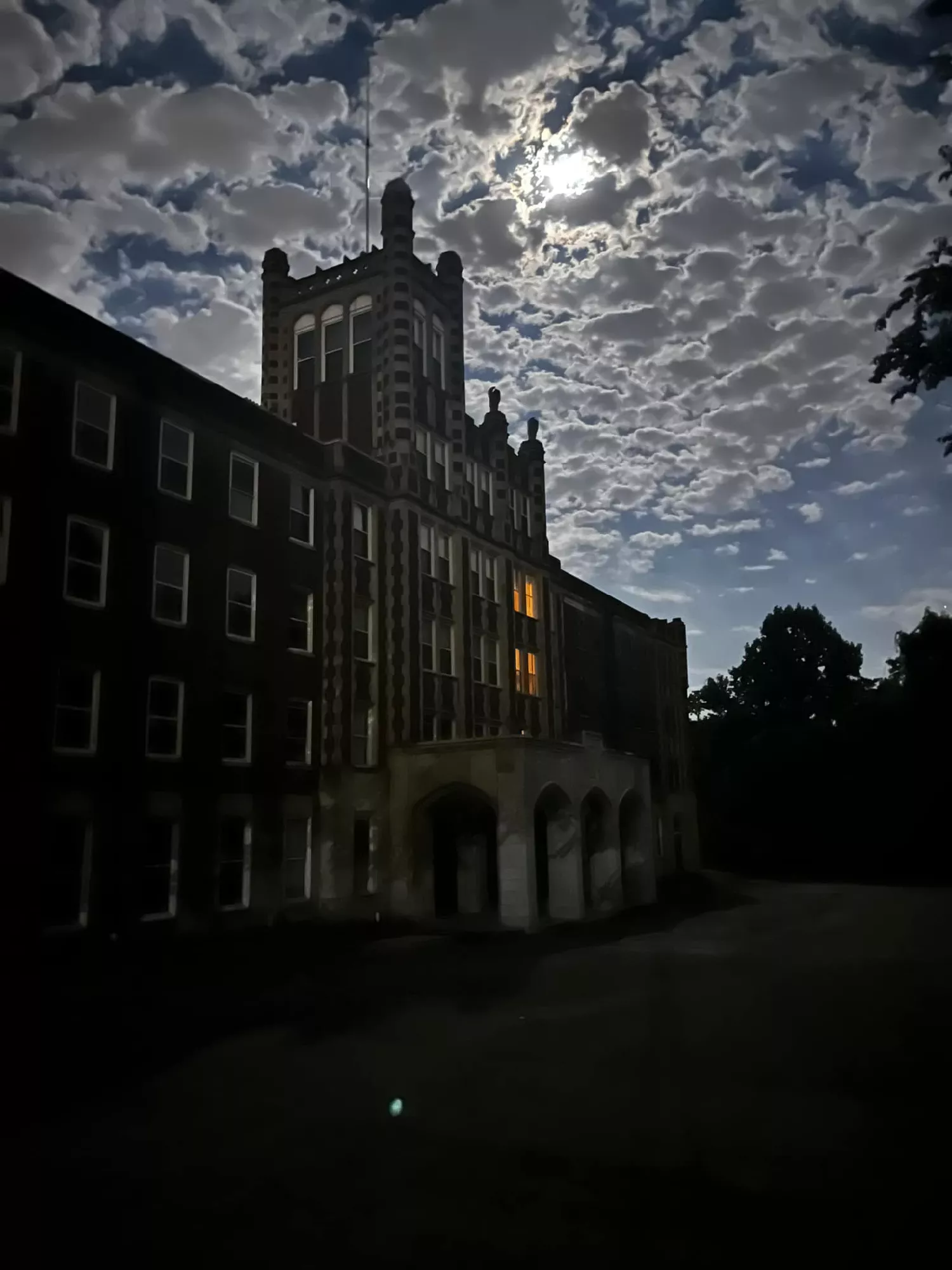 Waverly Hills 6 Hour Junior Public Overnights image