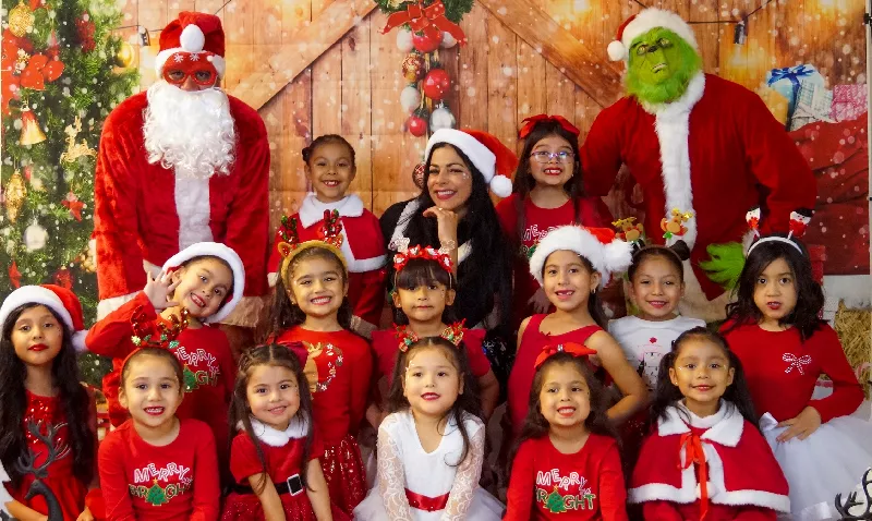 Get Information and buy tickets to Fantasía navideña  on D’Gracy dance company