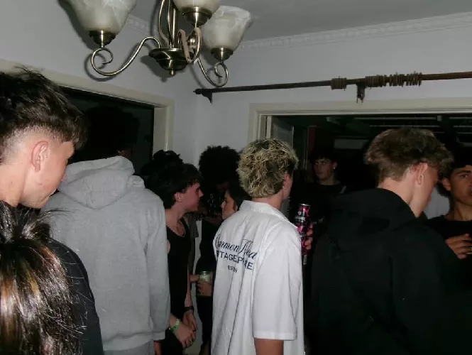 undergrounds melb image