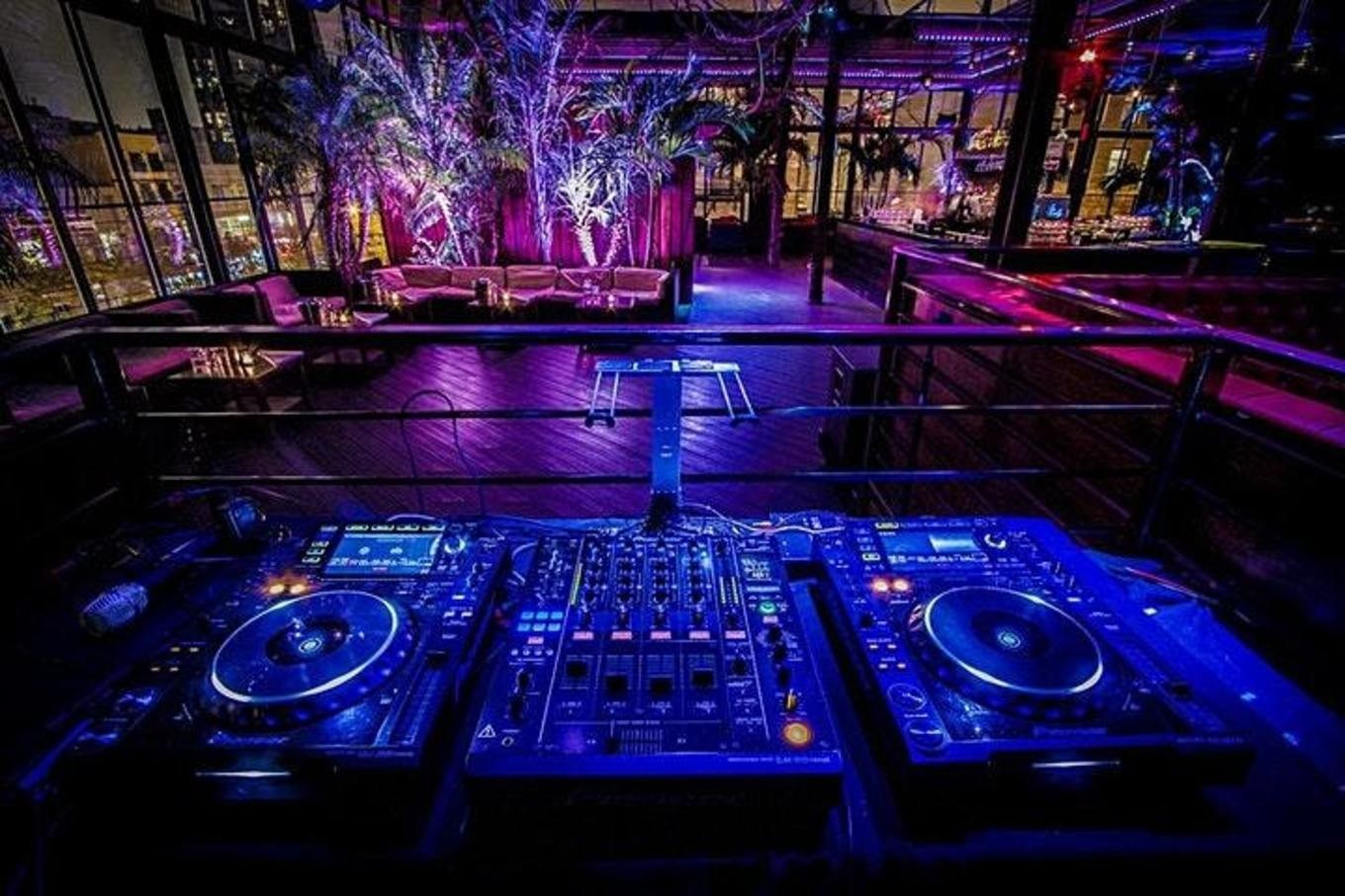 The DL Lounge Friday Nights General Admission 2024  on Jan 12, 23:00@The DL 95 Delancey Street New York, NY 10002 - Buy tickets and Get information on GametightNY 